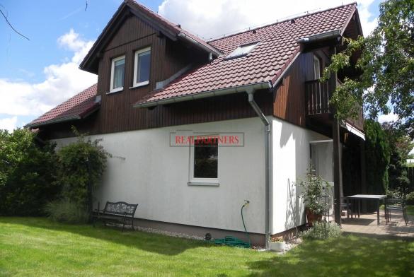 Exklusivně nabízíme samostatný dvojpodlažní rodinný dům o ploše 144 m² + zahrada 433 m².